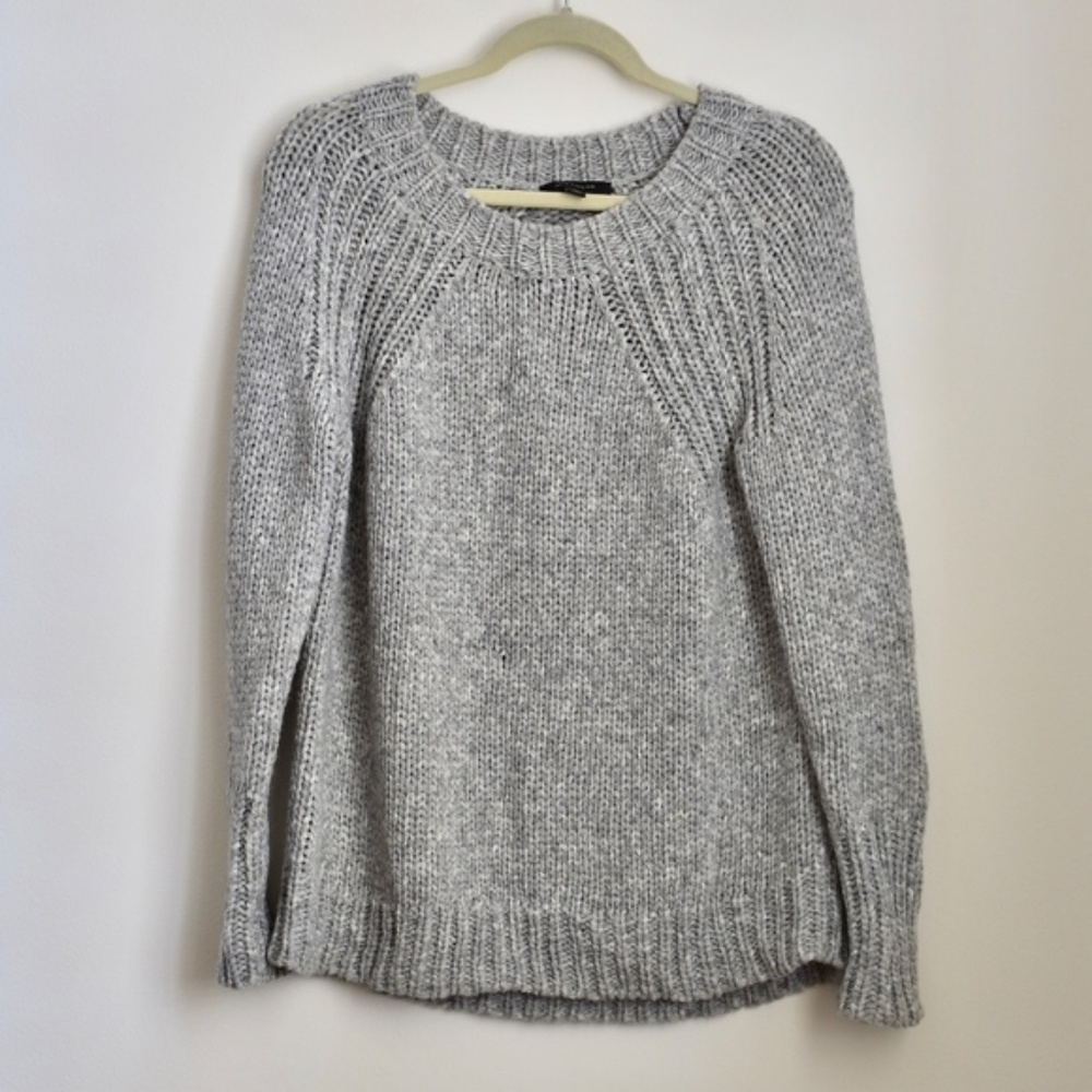 Ann Taylor gray knit pullover sweater, L